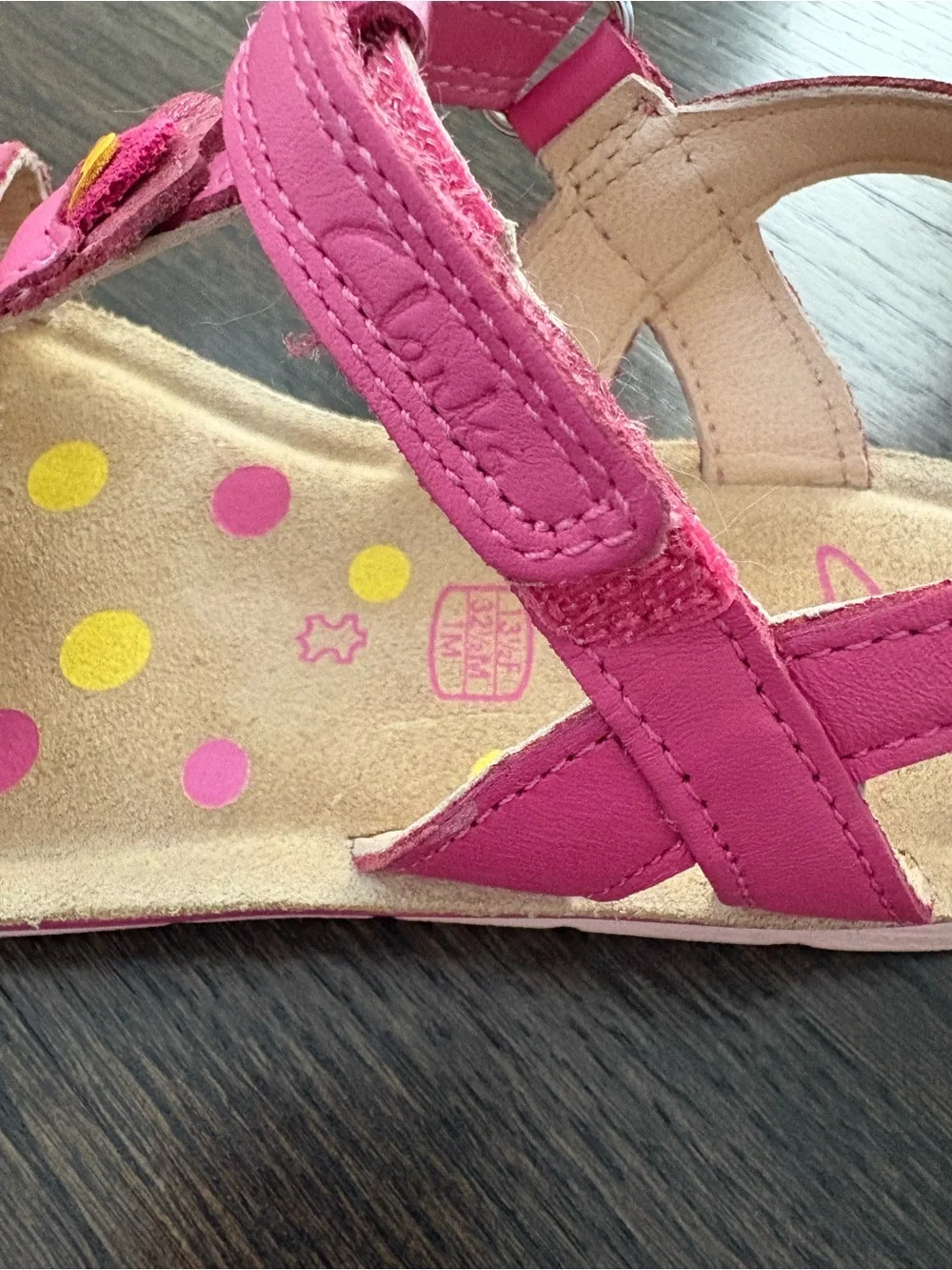 CLARKS Girls' Pink Sandals - Kids' Summer Shoes Genuine Leather Size 1